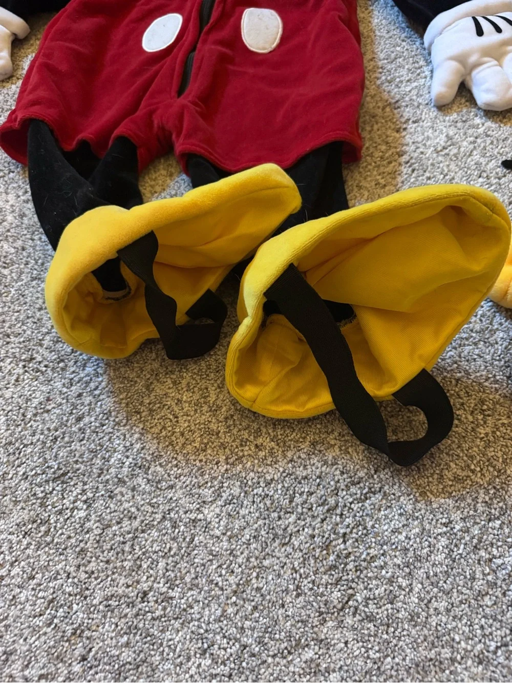 Classic Kids Mickey Mouse Costume - Black/Red - Picture 4 of 6